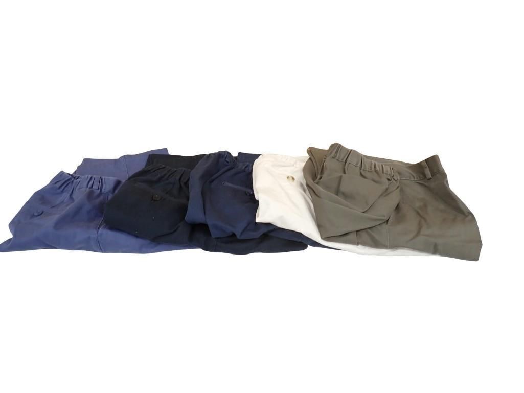 Lot off L.L. Bean Pants: Lot off L.L. Bean Pants All pictures are considered part of the description and should be examined carefully by bidders. Live Auctioneers is now offering Live Shipping through them. This is an optiona
