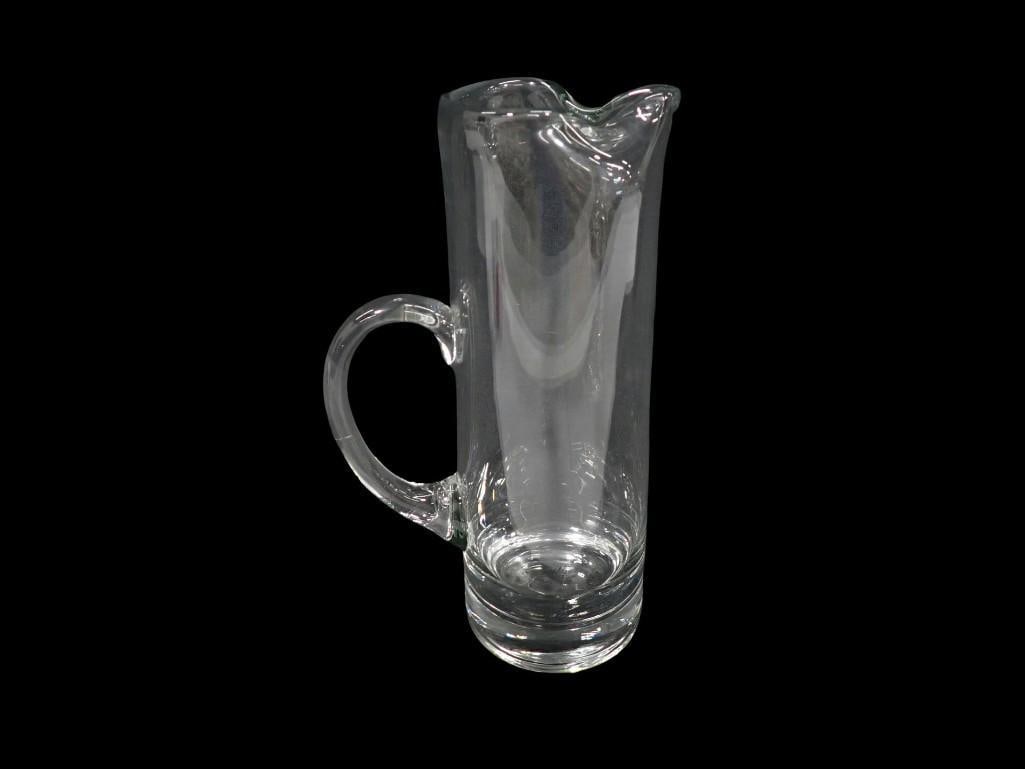 Tiffany and Co. Clear Glass Martini Pitcher: Tiffany and Co. Clear Glass Martini Pitcher All pictures are considered part of the description and should be examined carefully by bidders. Live Auctioneers is now offering Live Shipping through them