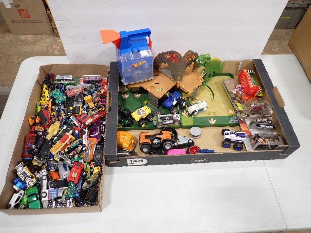 Lot of assorted Cars including Vintage, McDonalds, Hot Wheels, etc.: Lot of assorted Cars including Vintage, McDonald’s, Hot Wheels, etc. All pictures are considered part of the description and should be examined carefully by bidders. Live Auctioneers is now offe