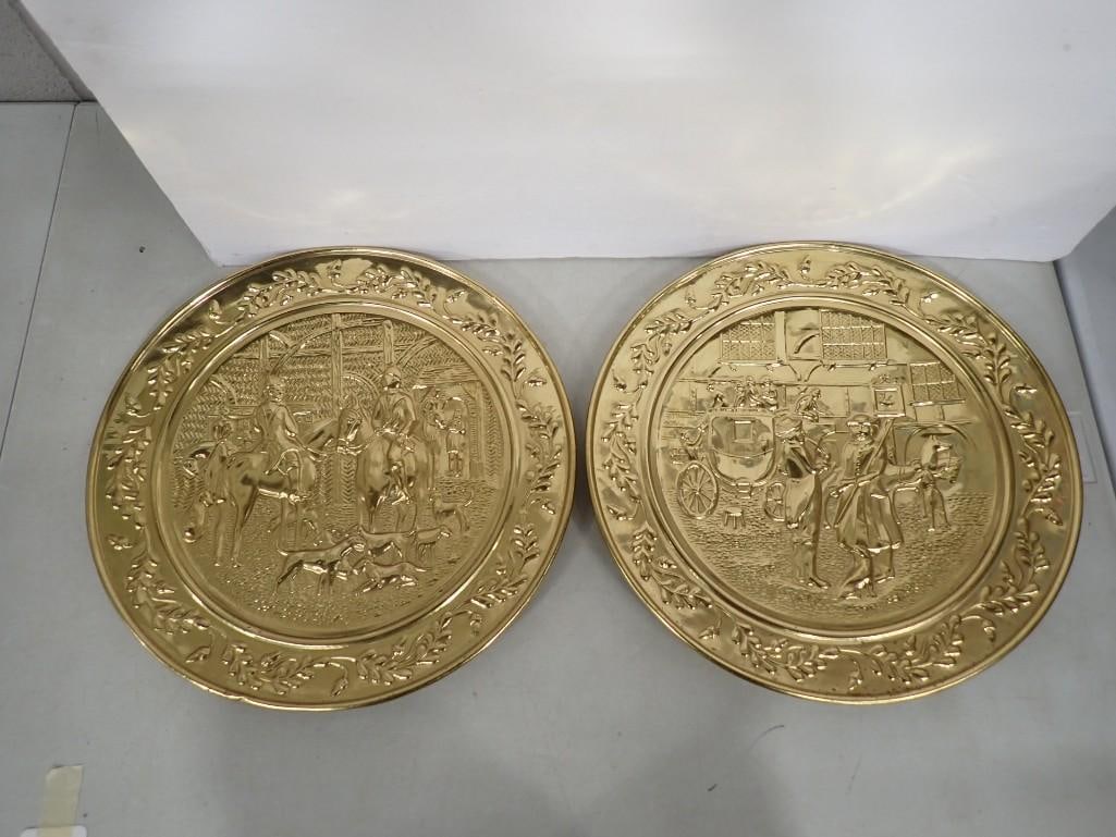 Vintage Gungadin England embossed brass fox hunt art plate and Horse Carriage Scene Plate (1 of 6)