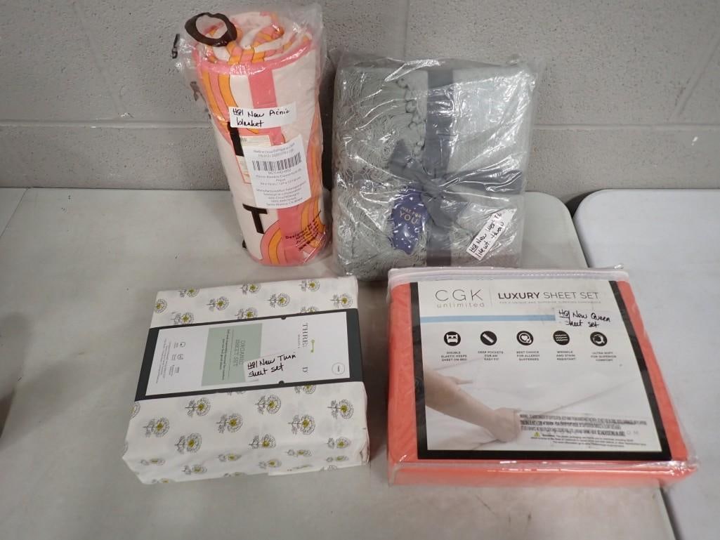 Picnic Blanket, Queen Sheet Set, Twin Sheet Set, Lightweight Grey Throw - all New (1 of 7)