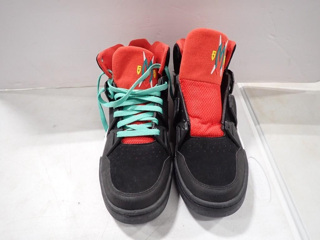 Adidas Mutombo TR Block high-top Gym Shoe Sneakers: Adidas Mutombo TR Block high-top Gym Shoe Sneakers All pictures are considered part of the description and should be examined carefully by bidders. Live Auctioneers is now offering Live Shipping