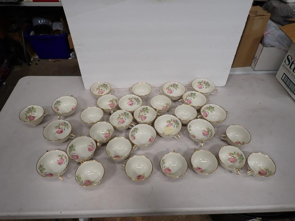 Set of Lamberton Ivory China - Moss Rose Pattern Tea Cups (1 of 18)