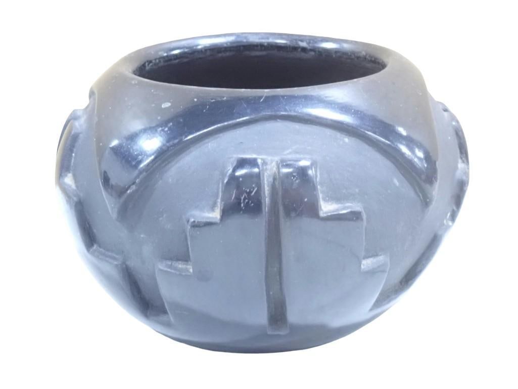 Santa Clara Pueblo Signed Blackware Pottery Vase or Bowl (1 of 7)