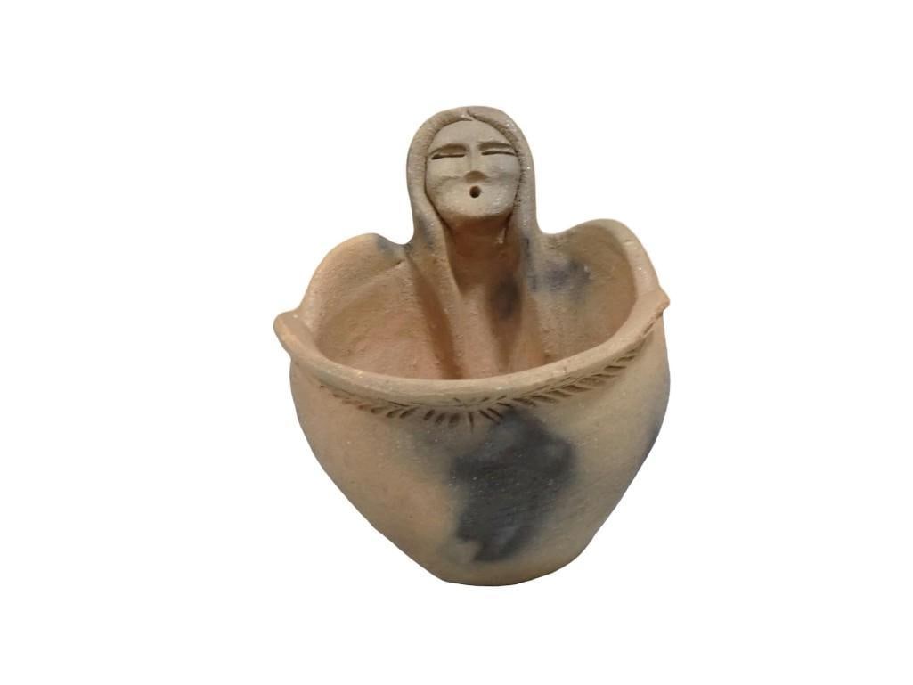 Jessie Marcus Signed Taos Pueblo Pottery Effigy Bowl or Storyteller Cup (1 of 7)