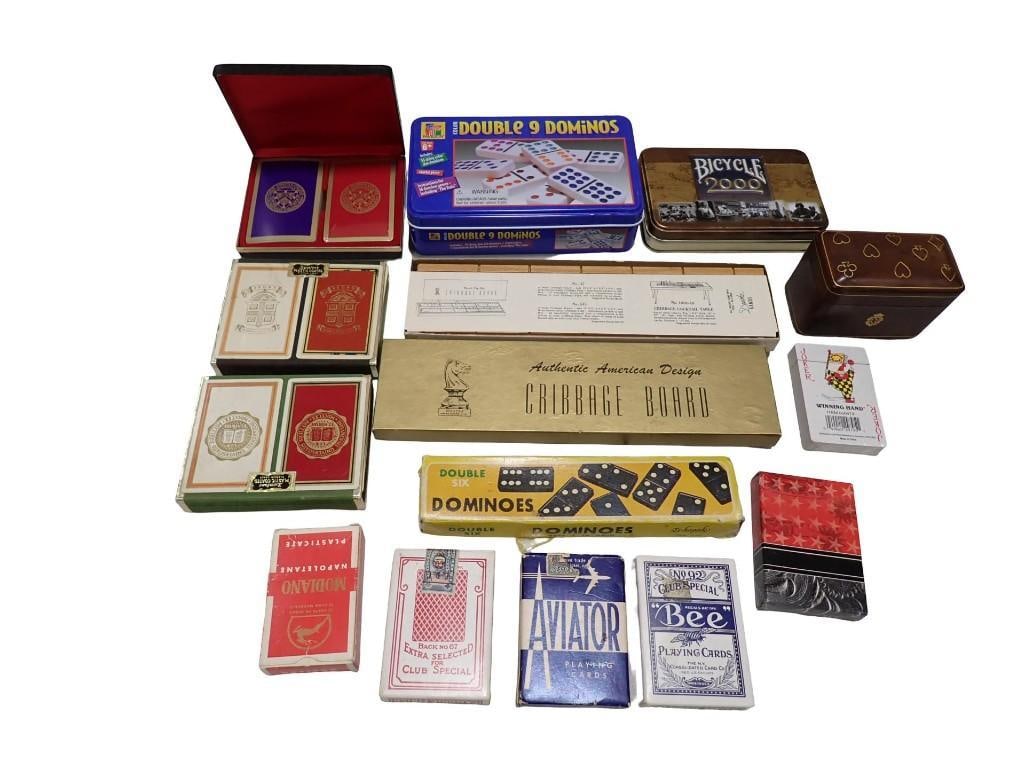 Games Lot incl Cribbage Board, Dominoes, Playing Cards, Etc (1 of 11)