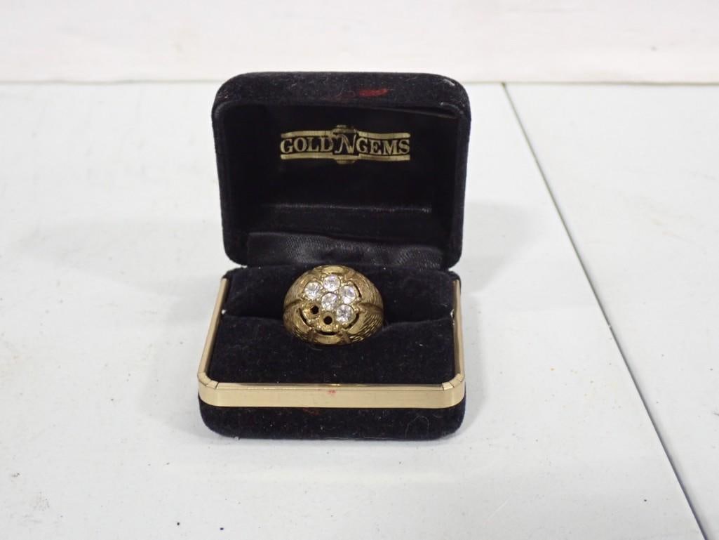 Vintage Ring - Marked 14K Size 8. Weighs roughly 8.2 grams (1 of 4)