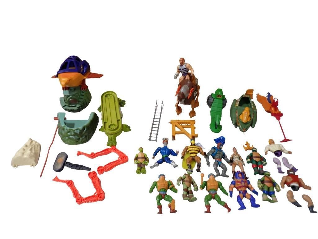 Toy Lot including Teenage Mutant Ninja Turtle Action Figures, Accessories, etc.: Toy Lot including Teenage Mutant Ninja Turtle Action Figures, Accessories, etc. All pictures are considered part of the description and should be examined carefully by bidders. Live Auctioneers is now