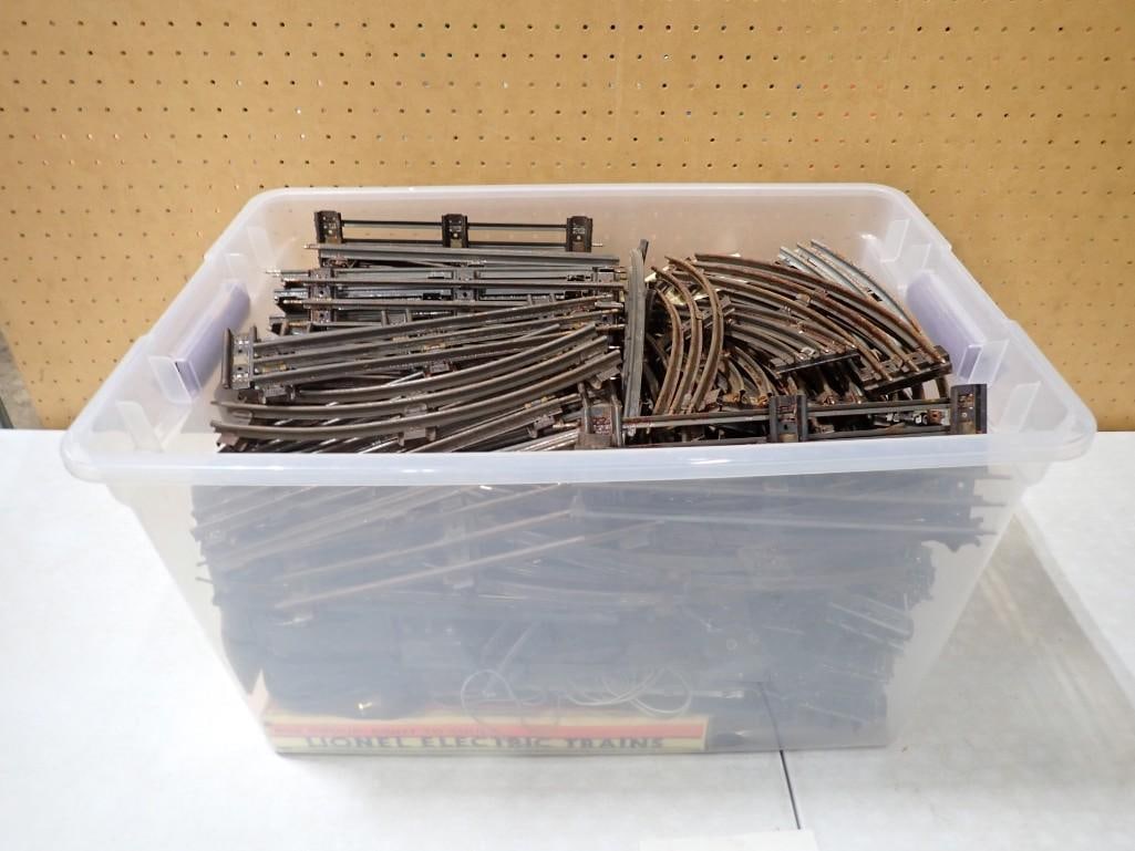 O Scale Model Train Tracks including 31 Straights and 32 Curves: O Scale Model Train Tracks including 31 Straights and 32 Curves All pictures are considered part of the description and should be examined carefully by bidders. Live Auctioneers is now offering Live S