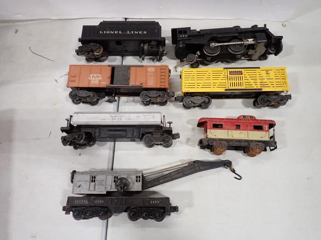 Vintage Model Trains including Lionel (1 of 13)