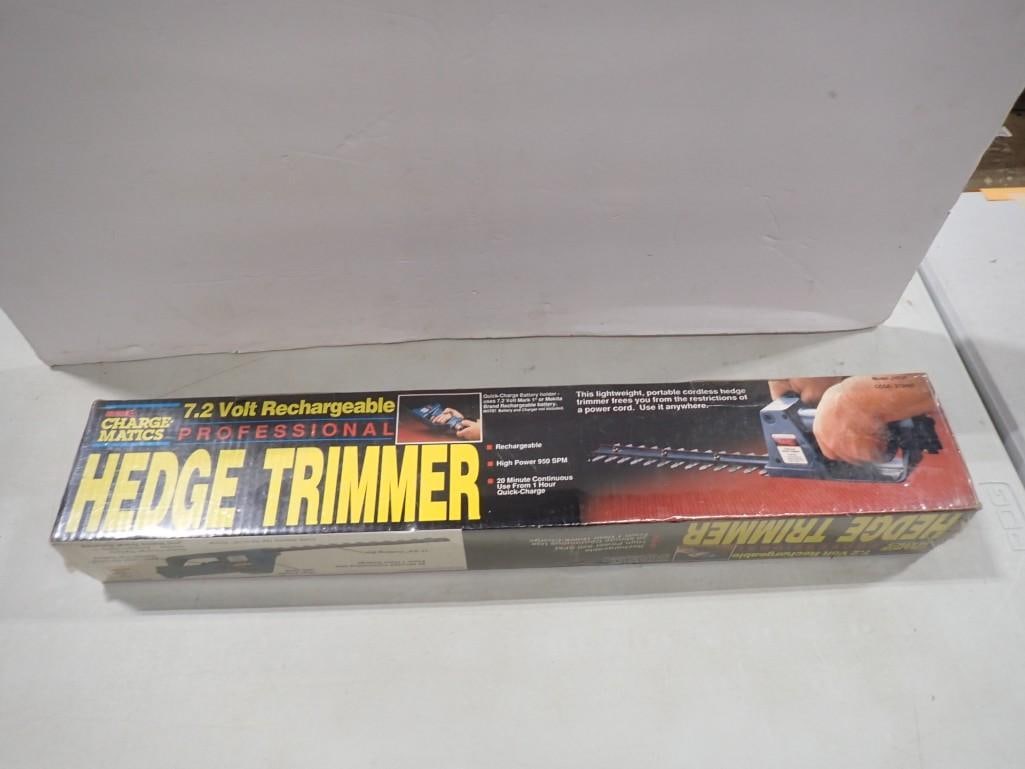 New in Sealed Box Rechargeable Hedge Trimmer (1 of 7)