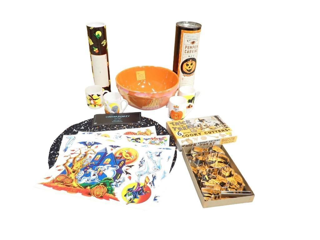 Halloween Lot - Disney Hunchback of Notre Dame, Vintage, Maxton Toy Battery Bat, Williams Sonoma: Halloween Lot - Disney Hunchback of Notre Dame, Vintage, Maxton Toy Battery Bat, Williams Sonoma Pumpkin Carving Kit, Mello Smello Window Clings, Decorative Foam pieces, etc. All pictures are consider