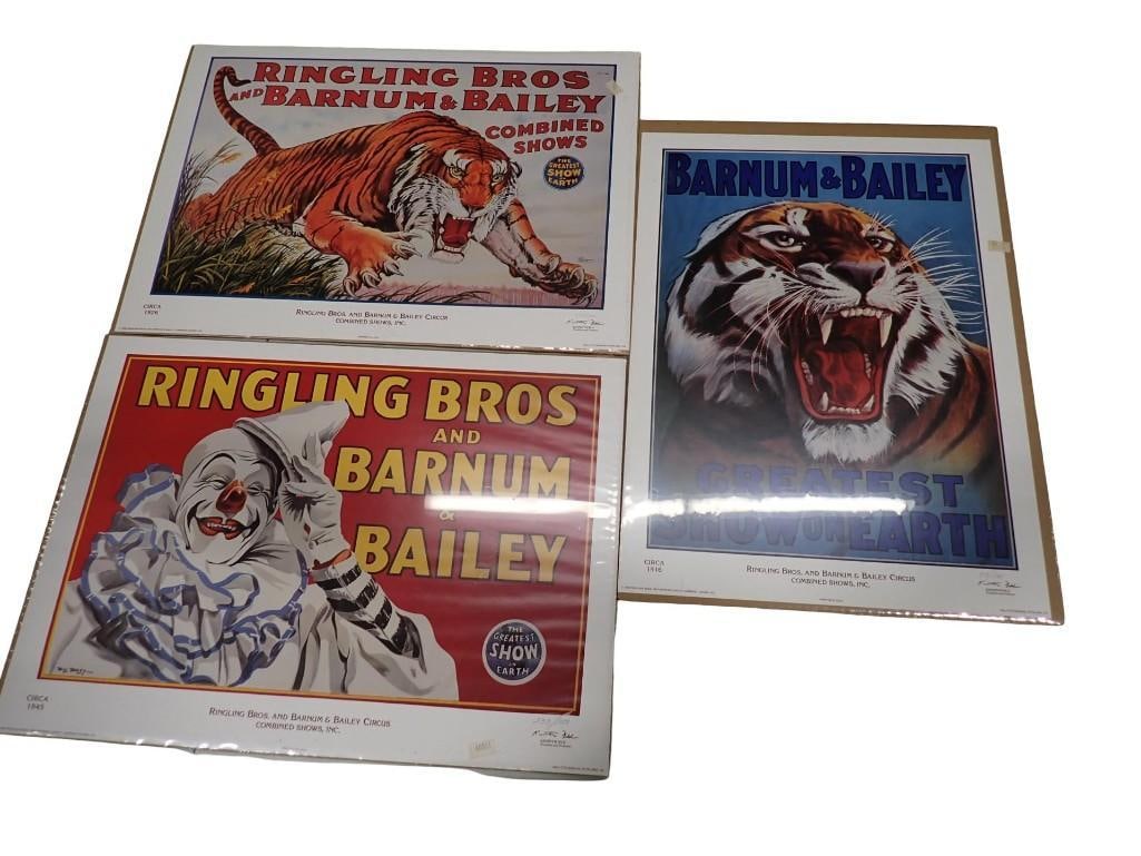 3 Vintage Ringling Bros & Barnum & Bailey Pencil Numbered Circus Posters 1988: 3 Vintage 1988 Ringling Bros & Barnum & Bailey Pencil Numbered Circus Posters. Approx 15" x 20" All pictures are considered part of the description and should be examined careful