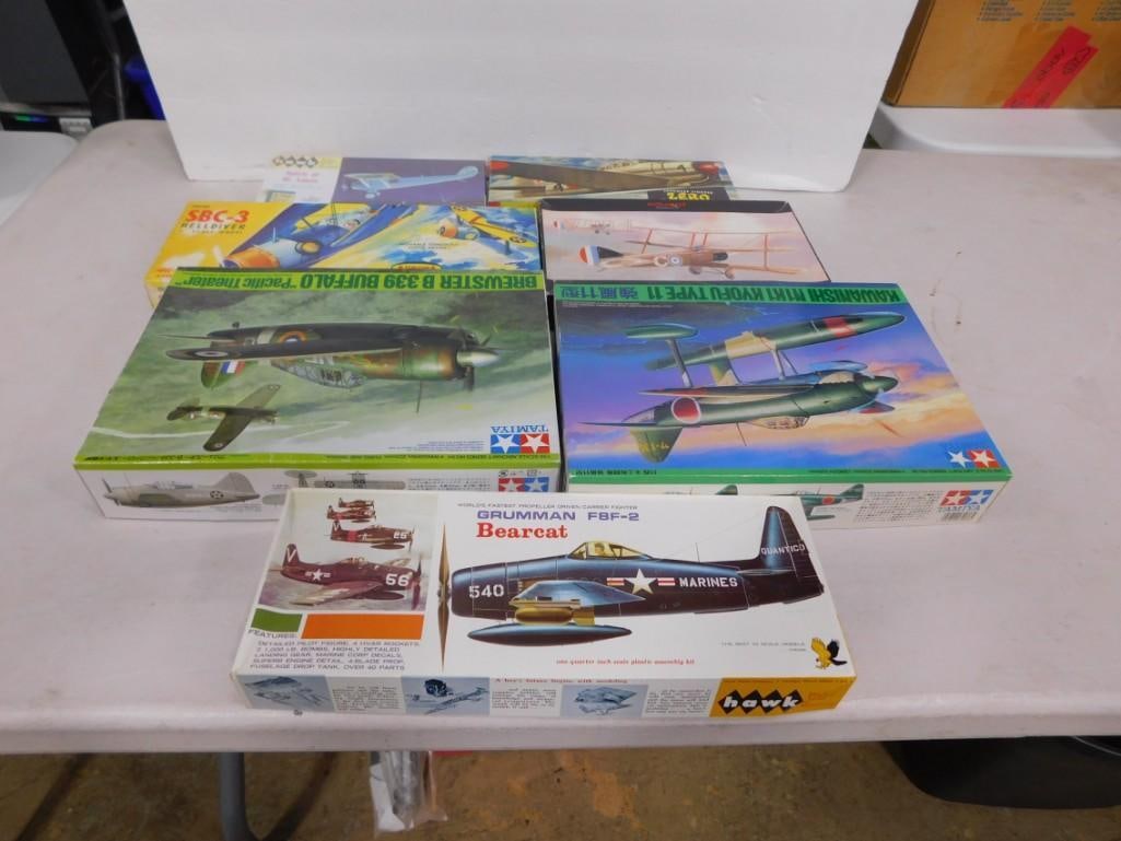Lot of 7 Airplane Model Kits including Tamiya, Hawk, Eduard, Curtiss, etc (1 of 17)