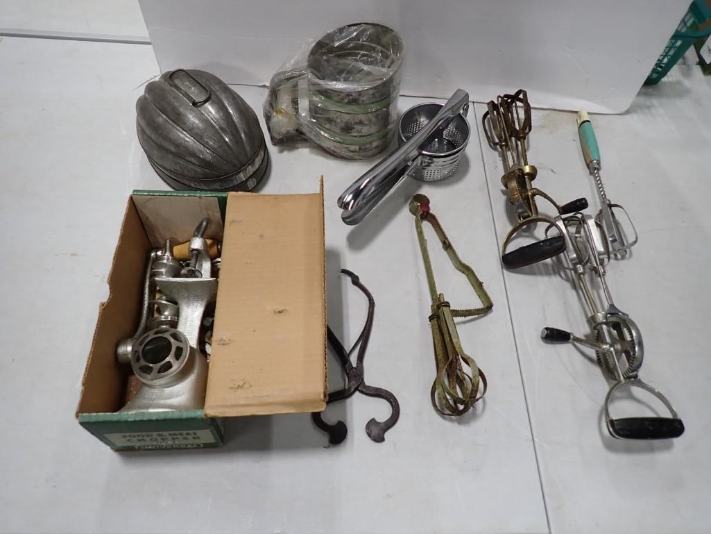 Vintage Kitchen incl Flour Sifter, Hand Mixers, Cake or Gelatin Mold, Potato Ricer, Etc: Vintage Kitchen incl Flour Sifter, Hand Mixers, Cake or Gelatin Mold, Potato Ricer, Etc All pictures are considered part of the description and should be examined carefully by bidders. Live Auctioneer