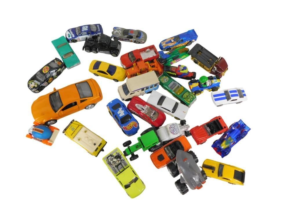 ouse onToy Car Lot including Hot Wheels, Die-Cast, Mario Cart, Vintage, etc.: Toy Car Lot including Hot Wheels, Die-Cast, Mario Cart, Vintage, etc. All pictures are considered part of the description and should be examined carefully by bidders. Live Auctioneers is now offering 