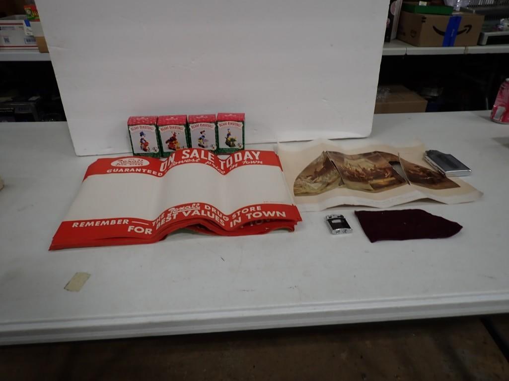 Hallmark Merry Miniatures walt Disney Christmas Ornaments, Lighter, Ephemera, etc (1 of 10)