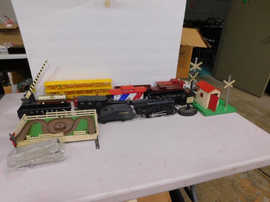 Vintage Model Train and Accessory Lot including Lionel, Vintage, O Scale, etc (1 of 20)