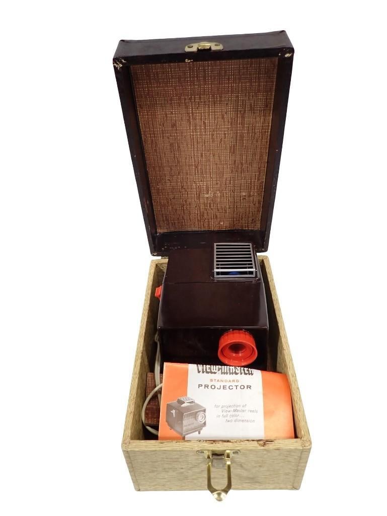 Vintage Sawyer's View-Master Standard Projector (1 of 11)