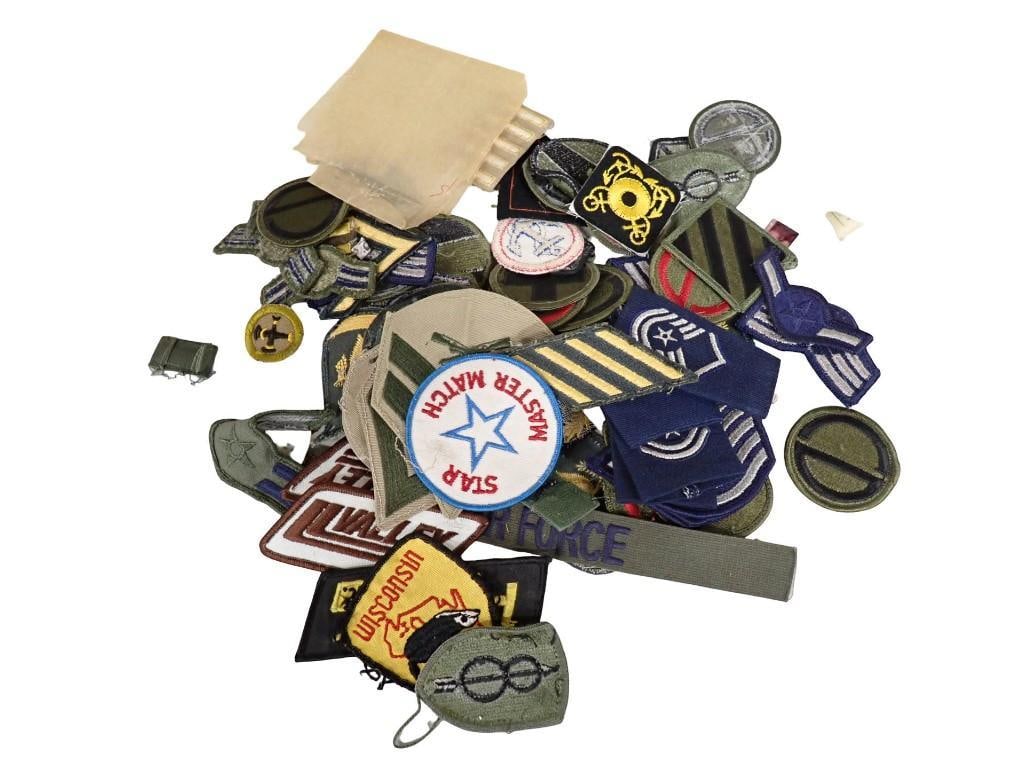 Lot of Military Patches (1 of 9)
