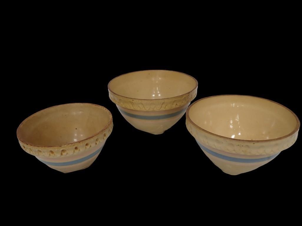Set of 3 McCoy Pottery Stoneware Nesting Bowls (1 of 15)