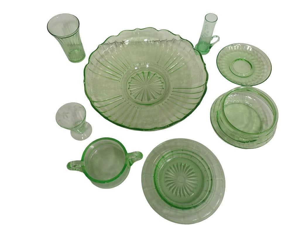 7 pc Mixed Lot of Depression Uranium Glass (1 of 14)