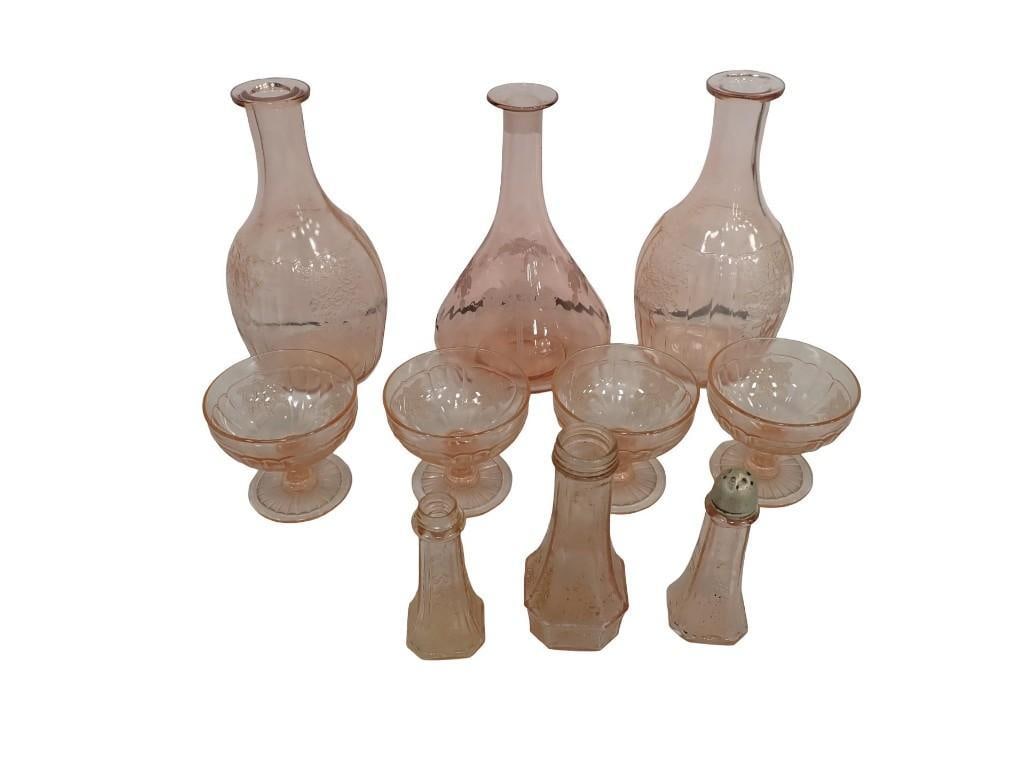 10 pc Pink Depression Glass incl 3 Decanters, 4 Custards, 3 Shakers (1 of 14)