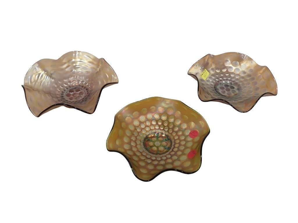 3 Carnival Glass Fenton Coin Dot Fluted Edge Bowls (1 of 11)