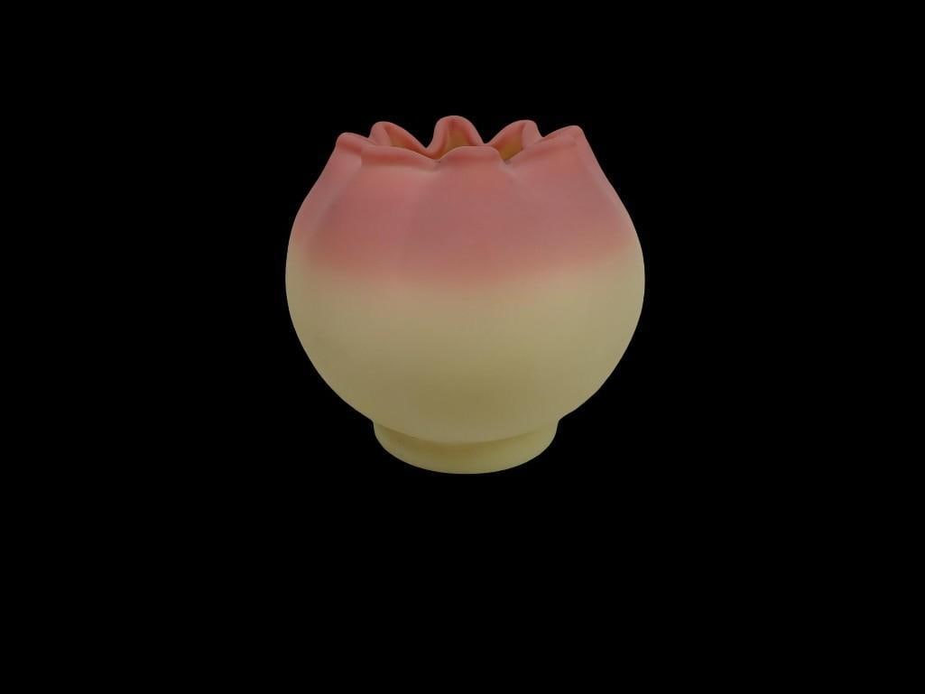 Fenton Burmese Glass Small Rose Bowl (1 of 10)