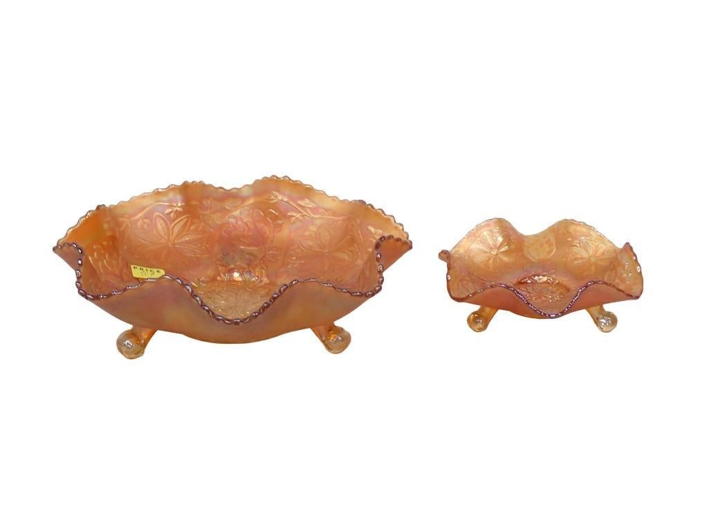 Fenton Lotus and Poinsettia or Water Lily Large Bowl and Small Bowl: Fenton Lotus and Poinsettia or Water Lily Large Bowl and Small Bowl All pictures are considered part of the description and should be examined carefully by bidders. Live Auctioneers is now offering Li