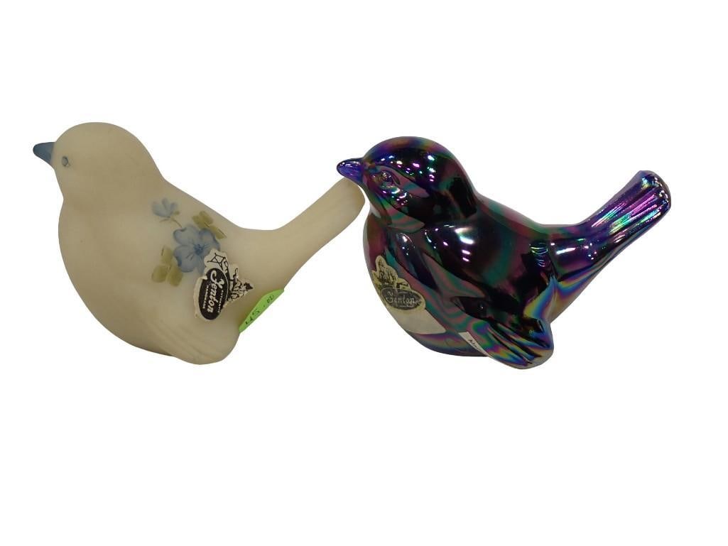 2 Fenton Birds incl Cobalt Blue Oil Slick and Tan Satin Custard Glass: 2 Fenton Birds incl Cobalt Blue Oil Slick and Signed Tan Satin Custard Glass All pictures are considered part of the description and should be examined carefully by bidders. Live Auctioneers is now of
