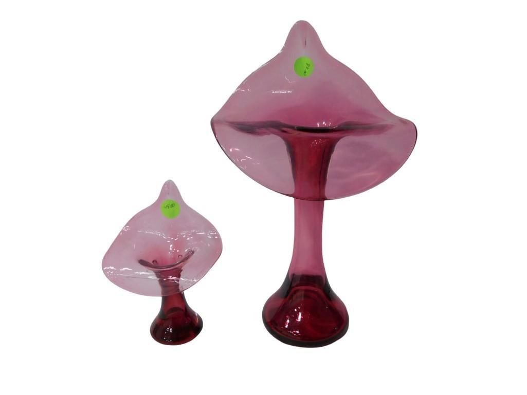 2 Vintage Pilgrim Jack in the Pulpit Vases: 2 Vintage Pilgrim Jack in the Pulpit Vases All pictures are considered part of the description and should be examined carefully by bidders. Live Auctioneers is now offering Live Shipping through them.