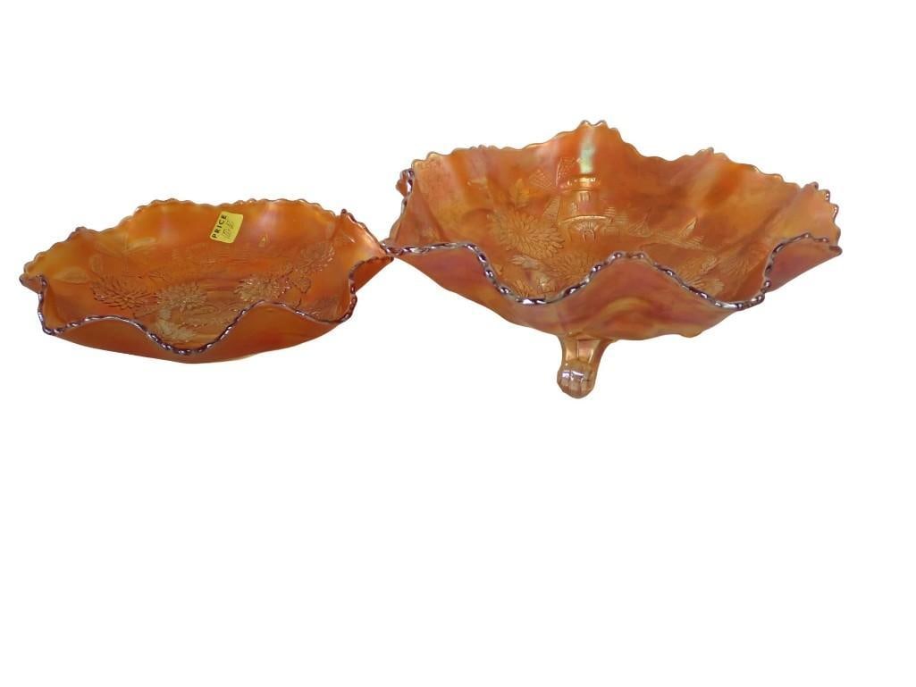 2 Fenton Carnival Glass Bowls incl 1 Tri Footed Bowl and 1 Fluted Edge Bowl: 2 Fenton Carnival Glass Bowls incl 1 Tri Footed Bowl and 1 Fluted Edge Bowl All pictures are considered part of the description and should be examined carefully by bidders. Live Auctioneers is now off