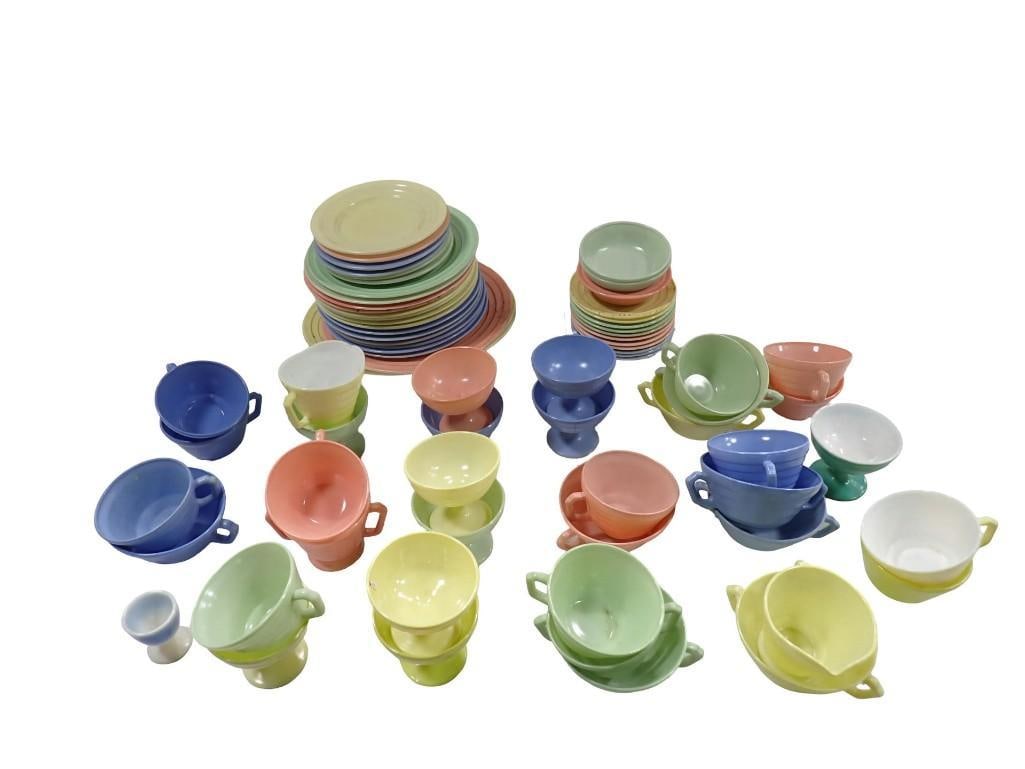 Lot of Moderna Dishes (1 of 20)
