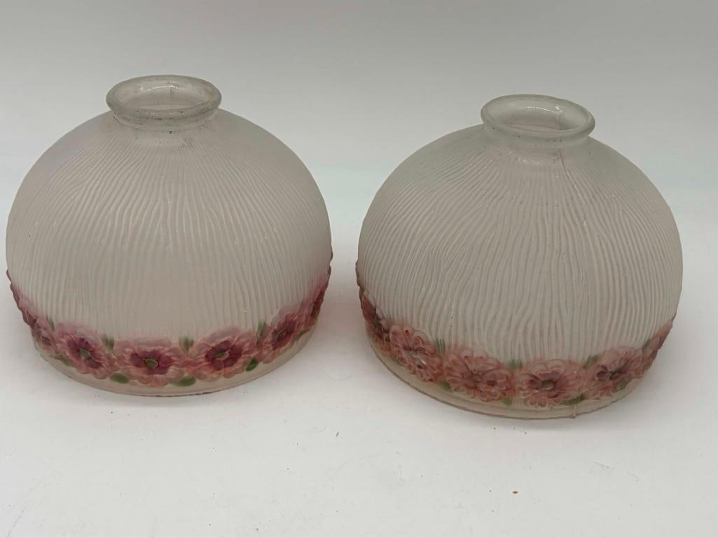 2 Antique Matched Pair Of Glass Lamp Shades, Reverse Painted Flowers: 2 Antique Matched Pair Of Glass Lamp Shades, Reverse Painted Flowers. 2 1/4" Fitter, 6" Wide X 5" Tall. . All Pictures Are Considered Part Of The Description And Should Be Examined Carefully By Bidder