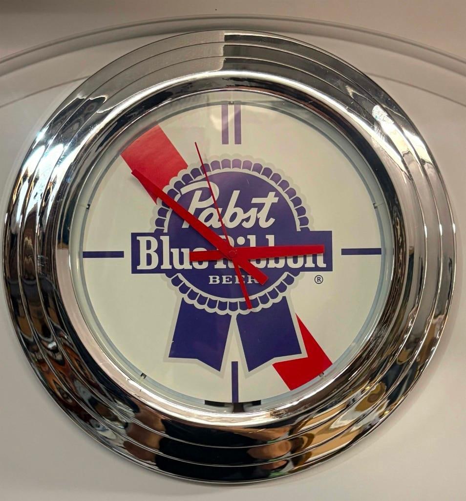 New In Box Pabst Blue Ribbon 18" Wall Clock (1 of 5)