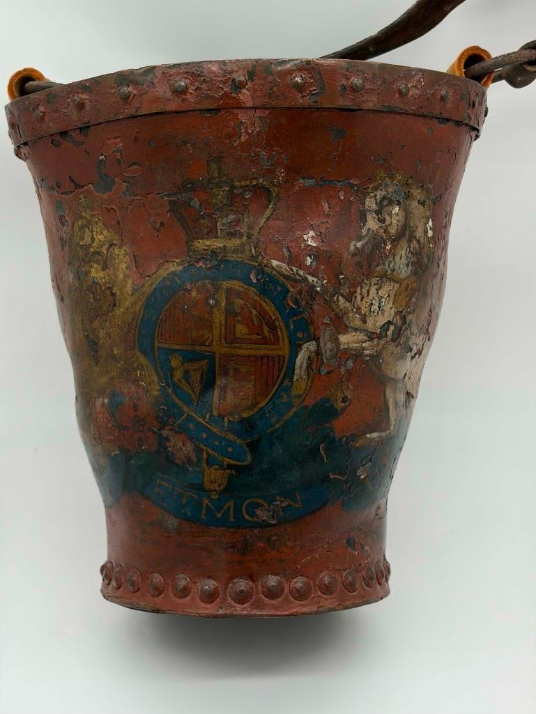 19 Century Leather Fire Bucket Dieu Et Mon Droit ( God And My Right) (1 of 16)