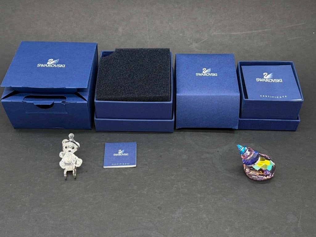 Nib Swarovski Crystal Blue Violet Corunna Shell And Bear On Sleigh (1 of 10)