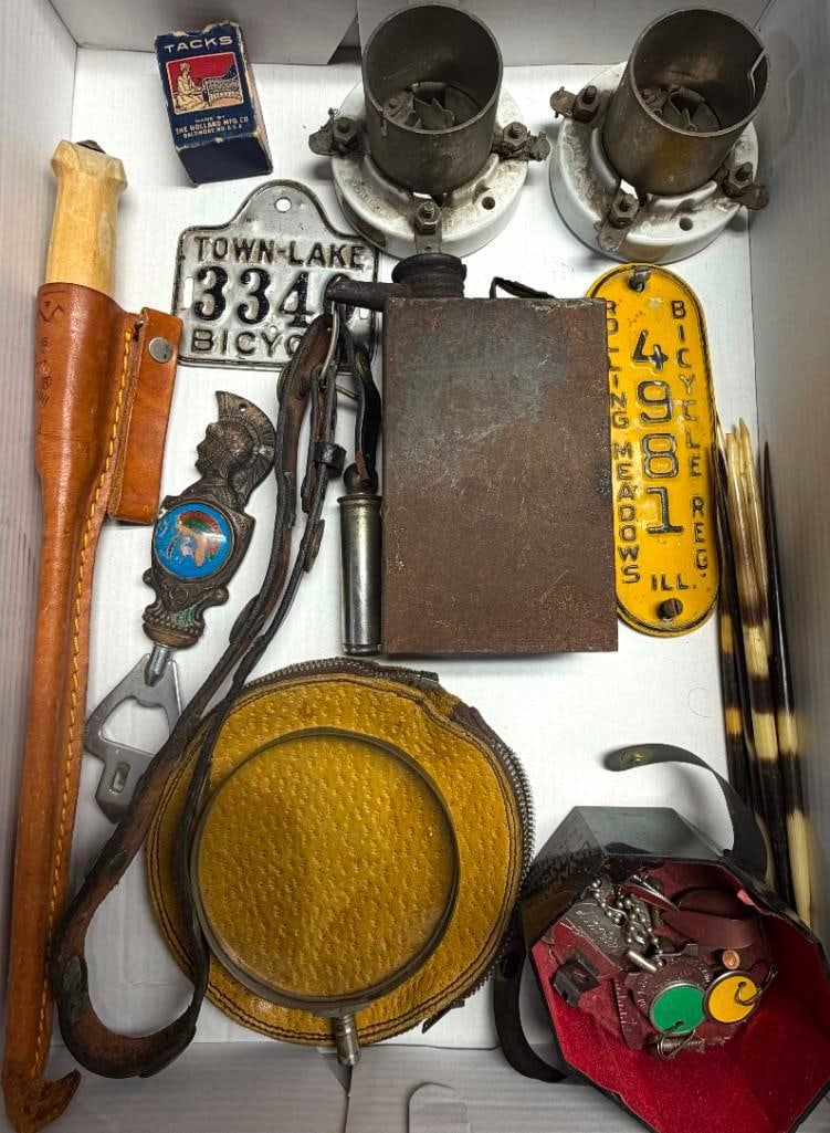 Mens Antique Junk Drawer Lot Of Oil Can , Lic Plats, Filet Knife, Quills, Balloon Tire Gauge And Mor (1 of 12)