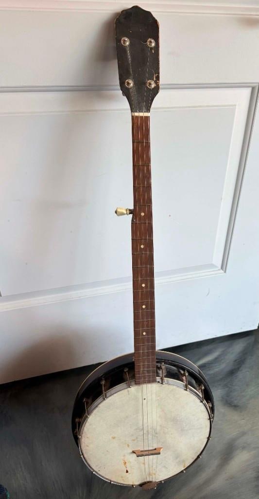 Vintage 5 String Banjo, Unknown Maker (1 of 12)