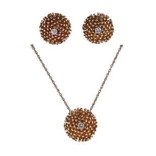14K Gold Diamond Earrings Pendant Necklace Set: Metal Content: 14k goldWeight of Item: 10.9 grams.Size: earrings and pendant are 13.5mm in diameter, chain is 18" longGemstone: DiamondsStamp: 14K (on chain), tested 14K
