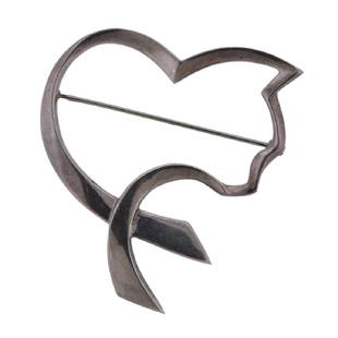 Tiffany & Co Paloma Picasso Silver Brooch: Metal Content: Sterling Silver. Weight of Item: 9.2 grams.Size: 52mm x 44mm. Gemstone: n/aStamp: Tiffany & Co, Paloma Picasso, 925.
