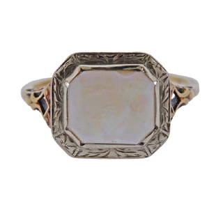 Antique 14k Gold Opal Ring: Metal Content: 14k Gold. Weight of Item: 2.3 grams.Size: Ring size - 7, ring top - 11mm x 13mm. Gemstone: Opal (small chip on the stone). Stamp: Not stamped. tested 14k.