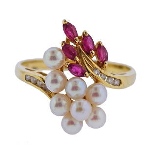 18K Gold Diamond Pearl Ruby Ring: Metal Content: 18k gold. Weight of Item: 3.6 grams.Size: Ring size 8. Top of the ring 17mm.Gemstone: diamonds, rubies, pearls.Stamp: 750.