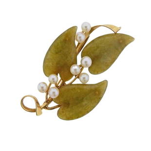 14K Gold Jade Pearl Brooch: Metal Content: 14k Gold.Weight of Item: 12.9 grams.Size: Brooch is 59mm x 35mmGemstone: Jade, Pearls.Stamp: 14k. Maker's mark.