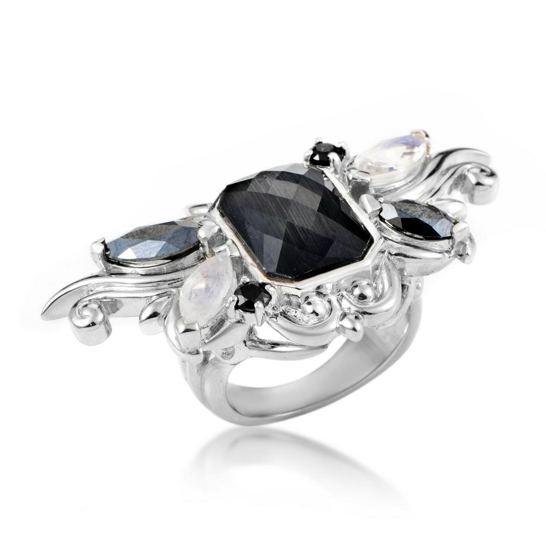 Stephen Webster Pop Superstud Silver Gem Ring - 7.0: Exquisitely crafted from impeccable sterling silver and spectacularly designed in a sensationally intricate and offbeat manner, this gorgeous Stephen Webster ring from the brilliant 'Pop Superstud' co