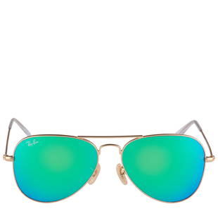 RayBan Aviator Gold Metal Sunglasses RB3025: Green flash lenses put a contemporary twist on these classic RayBan Aviator Gold Metal Sunglasses. A timeless unisex design that will never go out of style, they perfectly pair an exciting pop of