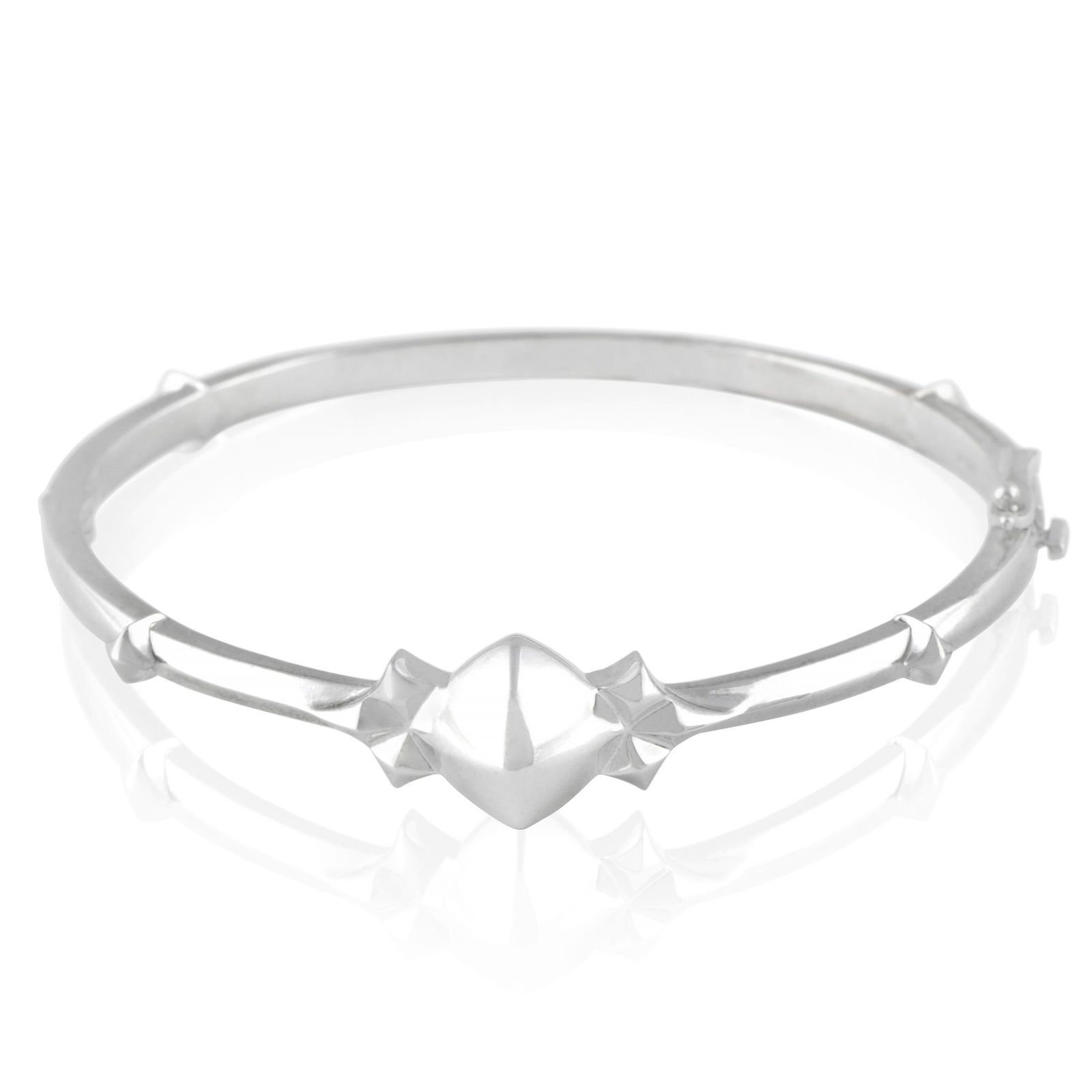 Stephen Webster New Superstud Silver Bracelet: Made entirely of magnificently bright and immaculately gleaming white rhodiumplated silver, this elegant and exquisitely crafted bangle from Stephen Webster enriched the quotNew Superstudquot collecti