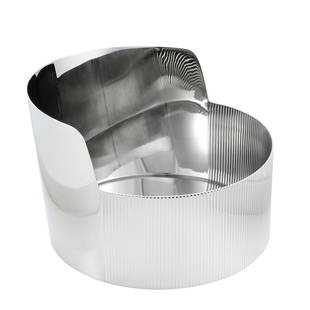 5 Pack - Georg Jensen Urkiola Stainless Bowl: This exceptional Georg Jensen bowl is designed by Patricia Urquiola in a most exquisitely offbeat fashion, offering a splendidly contemporary look with sleek lines and refined appeal. The bowl is