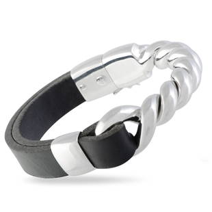 Bucherer 18K WG Black Leather Bangle Bracelet: Boasting a stunningly fashionable appeal thanks to the incredibly offbeat design and the extraordinary combination of metal and leather, this fabulous jewelry piece will most certainly add an attracti